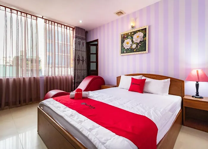Khách sạn Nam Bắc